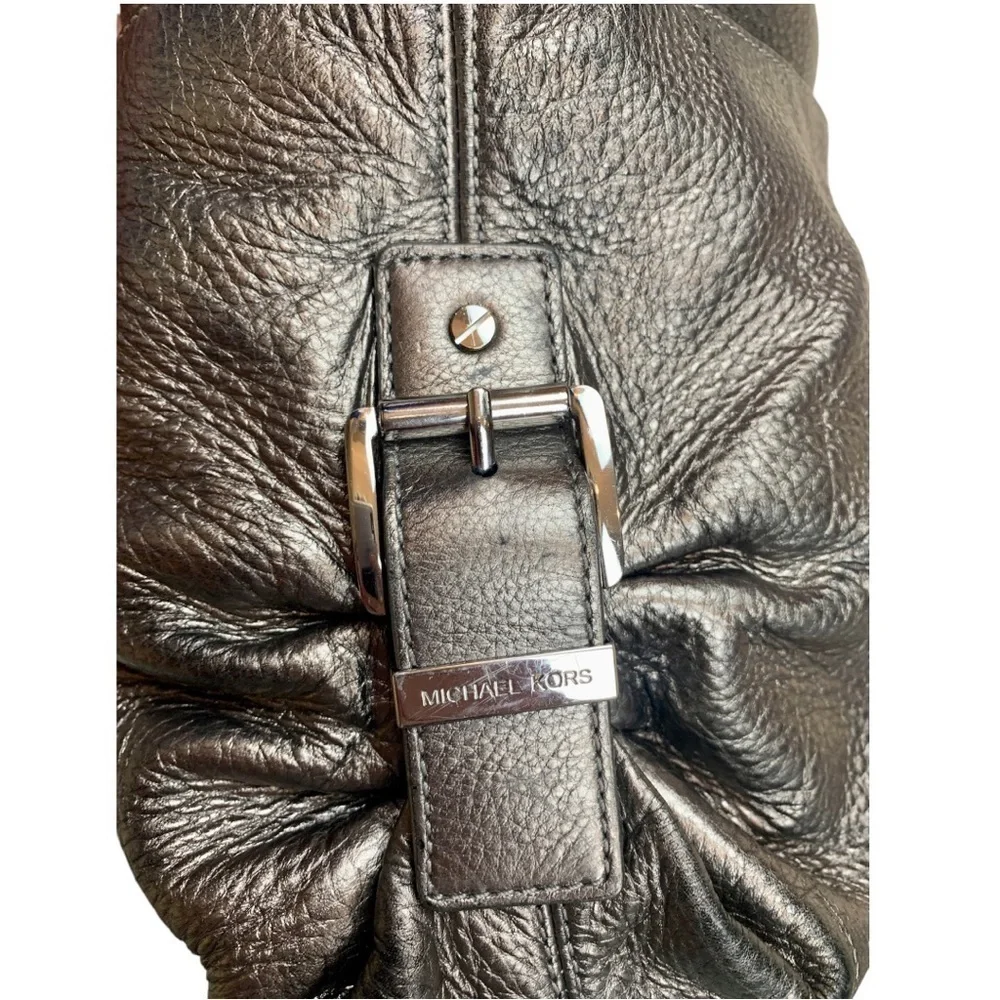 Michael Kors Silver Pebbled Leather Hobo Purse